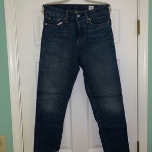 Levi’s Wedgie Straight